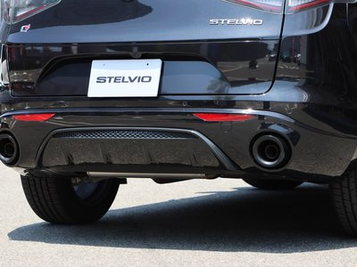 صورة 18 لـ 2025 ALFA Romeo STELVIO