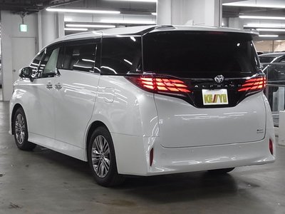 2023 Toyota ALPHARD — фото 11