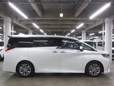 2023 Toyota ALPHARD — фото 12
