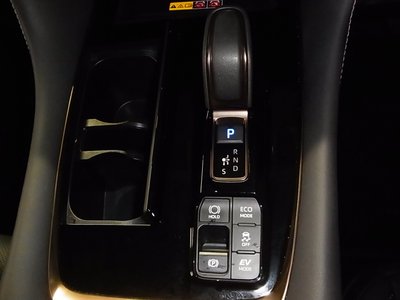 2023 Toyota ALPHARD — фото 33