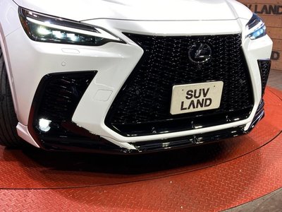 2023 Lexus NX photo 4
