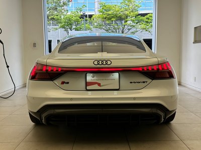 2022 AUDI RS E-TRON GT photo 8