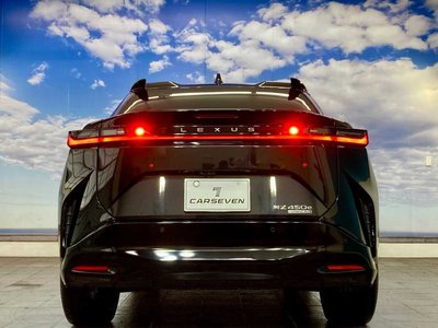 2023 Lexus RZ 照片 25