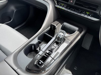 2025 Toyota CROWN SPORT 缩略图 50