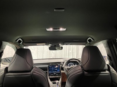2025 Lexus LBX thumbnail 60