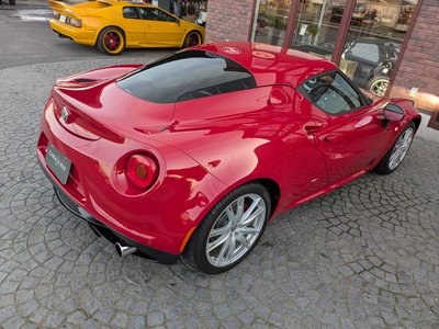 2018 ALFA Romeo 4C — фото 12