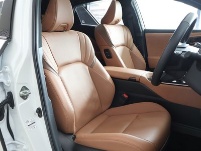 2024 Toyota CROWN SPORT 照片 36