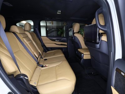 2024 Lexus LX — миниатюра 16