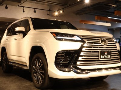 2024 Lexus LX — миниатюра 7