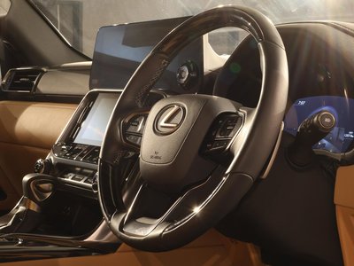2024 Lexus LX — миниатюра 2