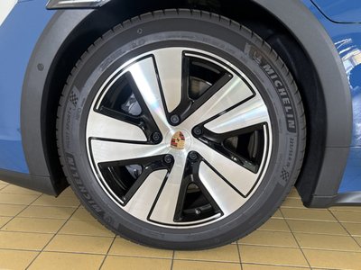 صورة مصغرة 6 لـ 2025 Porsche TAYCAN