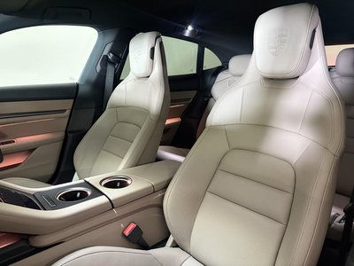 صورة مصغرة 36 لـ 2025 Porsche TAYCAN