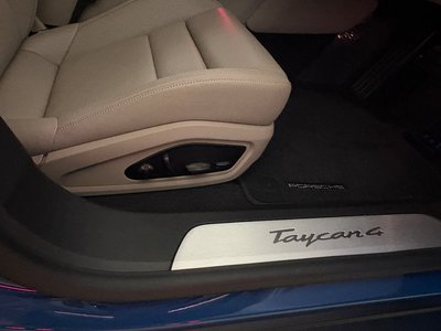 صورة مصغرة 33 لـ 2025 Porsche TAYCAN