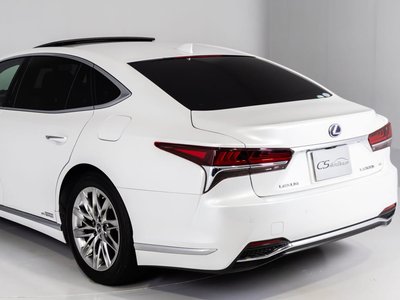2018 Lexus LS thumbnail 19
