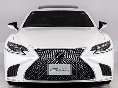 2018 Lexus LS photo 9