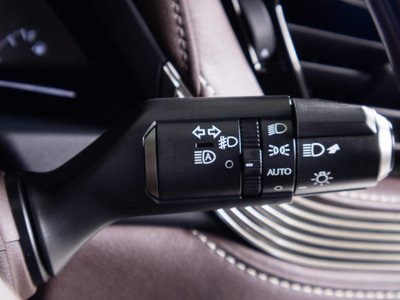 2018 Lexus LS thumbnail 44