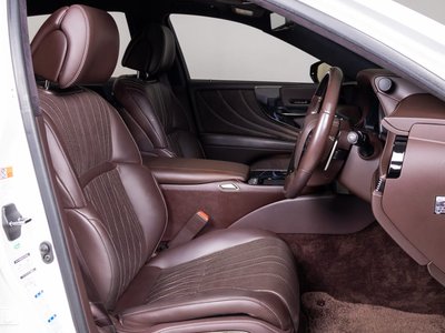 2018 Lexus LS thumbnail 33