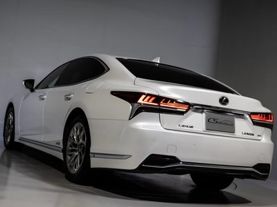 2018 Lexus LS photo 15