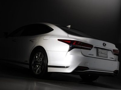 2018 Lexus LS thumbnail 24