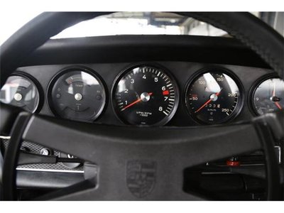 صورة 19 لـ 1971 Porsche 911
