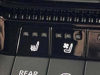 2025 Toyota LAND CRUISER 250 照片 40