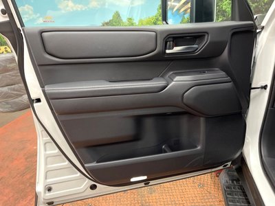 2025 Toyota LAND CRUISER 250 照片 23