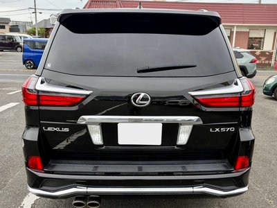 2016 Lexus LX thumbnail 53