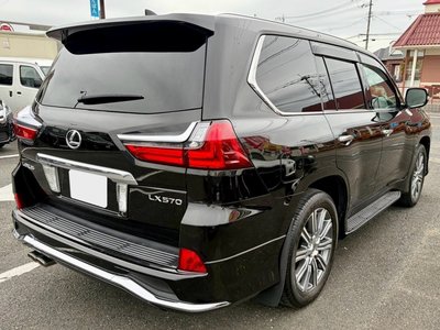 2016 Lexus LX thumbnail 54