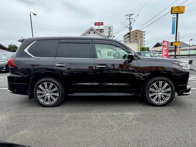 2016 Lexus LX thumbnail 55
