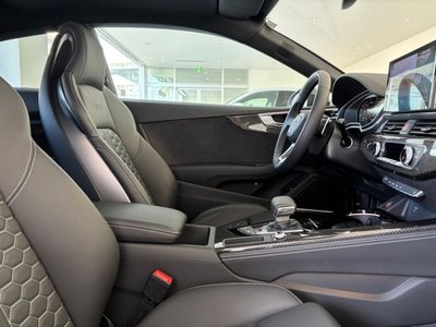 صورة مصغرة 67 لـ 2023 AUDI RS5