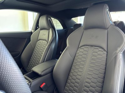 صورة مصغرة 39 لـ 2023 AUDI RS5
