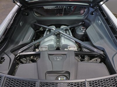 2019 AUDI R8 thumbnail 30