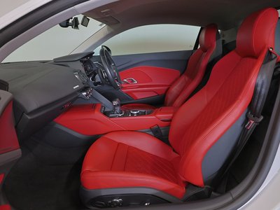 2019 AUDI R8 thumbnail 24