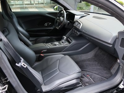 2016 AUDI R8 photo 9