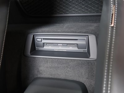 2016 AUDI R8 thumbnail 18