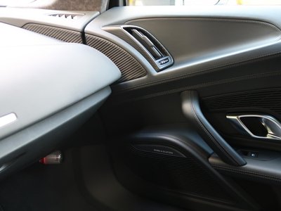 2016 AUDI R8 photo 14