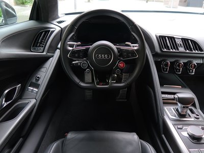 2016 AUDI R8 photo 12