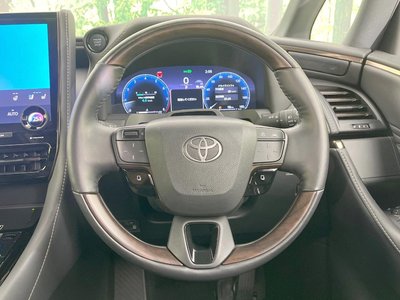 صورة 12 لـ 2024 Toyota ALPHARD