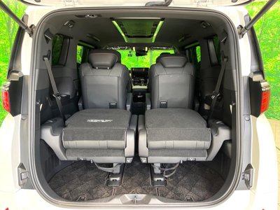 صورة 65 لـ 2023 Toyota ALPHARD