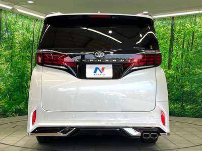 صورة 18 لـ 2023 Toyota ALPHARD