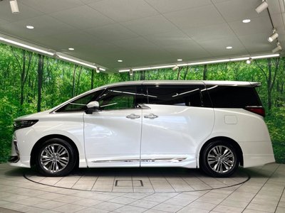 صورة 71 لـ 2023 Toyota ALPHARD