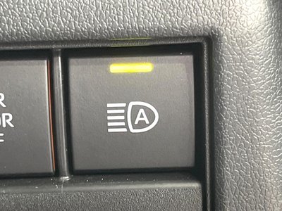 صورة 46 لـ 2023 Toyota ALPHARD