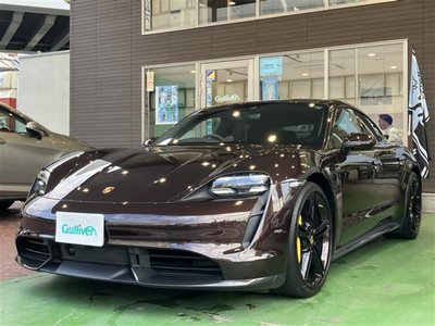 صورة 2 لـ 2021 Porsche TAYCAN