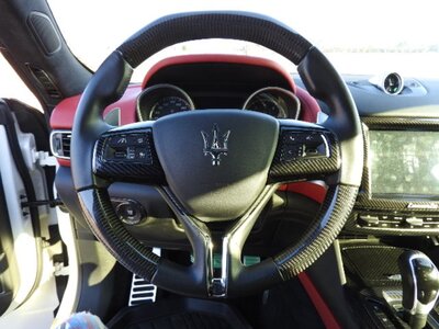 صورة 70 لـ 2016 Maserati LEVANTE
