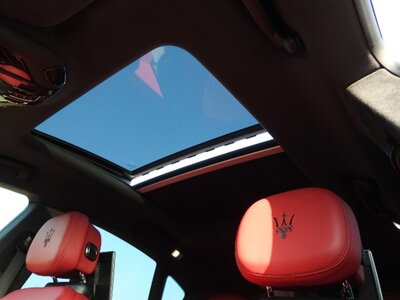 صورة 124 لـ 2016 Maserati LEVANTE
