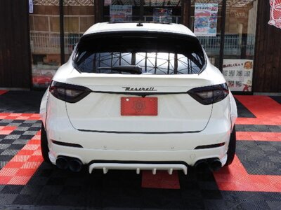 صورة 15 لـ 2016 Maserati LEVANTE