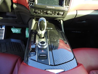صورة 75 لـ 2016 Maserati LEVANTE