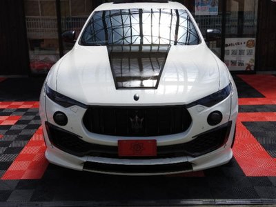 صورة 11 لـ 2016 Maserati LEVANTE