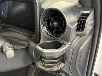 صورة 62 لـ 2024 Toyota LAND CRUISER 250