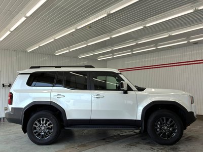 صورة 16 لـ 2024 Toyota LAND CRUISER 250